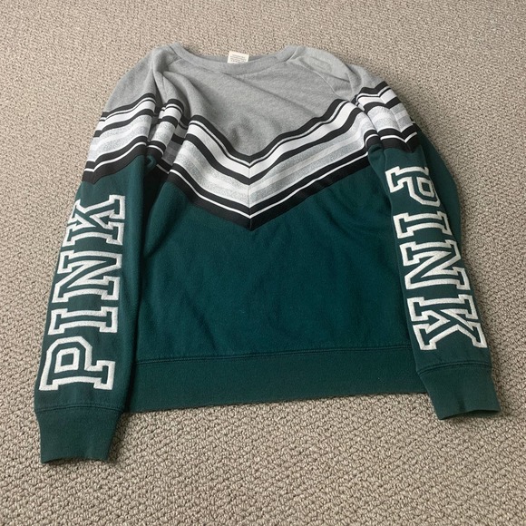 PINK Victoria's Secret‎ Womens Sweatshirt Size XS Gray/Green Chevron Fleece - Picture 1 of 11